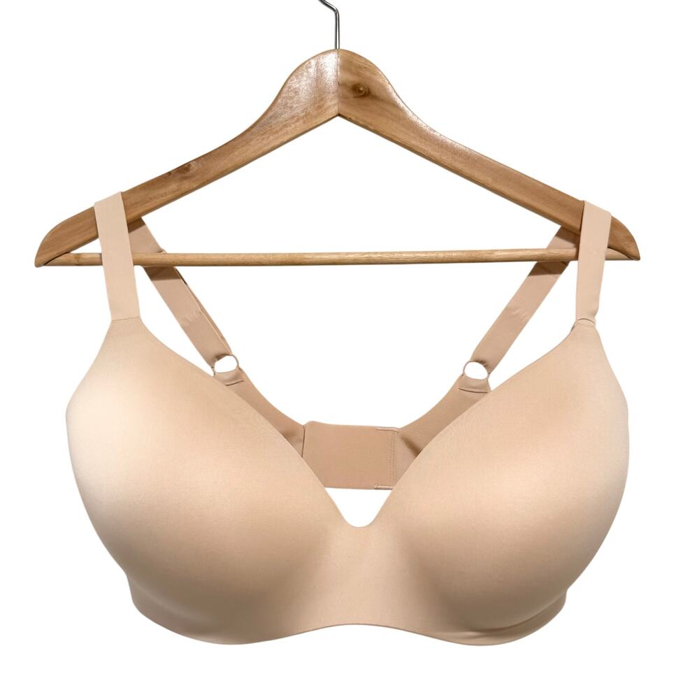 NWT Uniqlo 3D Hold Wireless Bra Beige 38DDD 40G Seamless Comfort Support